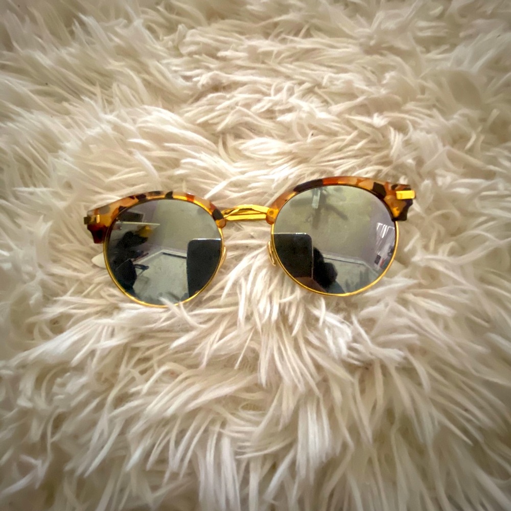 Gold rimmed, Cheetah print Sun Glasses